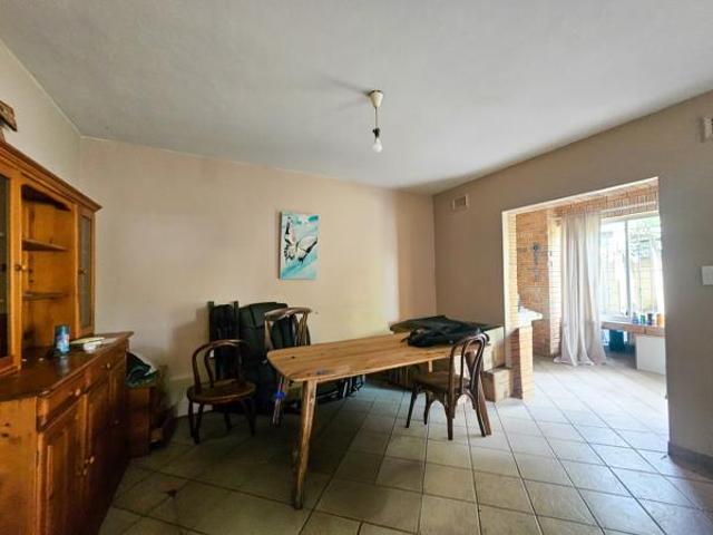Townhouse for rent in Seaview, Kwazulu-natal