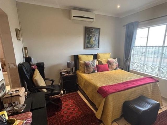 Townhouse for sale in Centurion