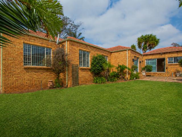 Townhouse for sale in Nooitgedacht, Gauteng