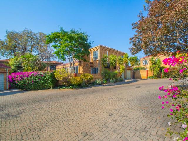 Townhouse for sale in Nooitgedacht, Gauteng