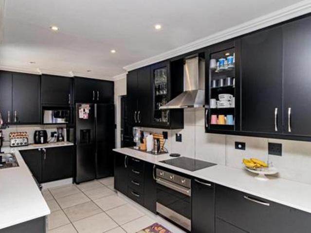 Townhouse for sale in Westonaria, Gauteng