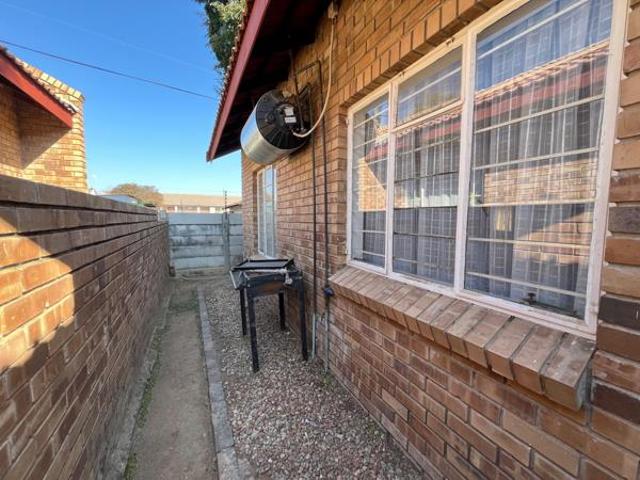 Townhouse for sale in Seshego, Limpopo