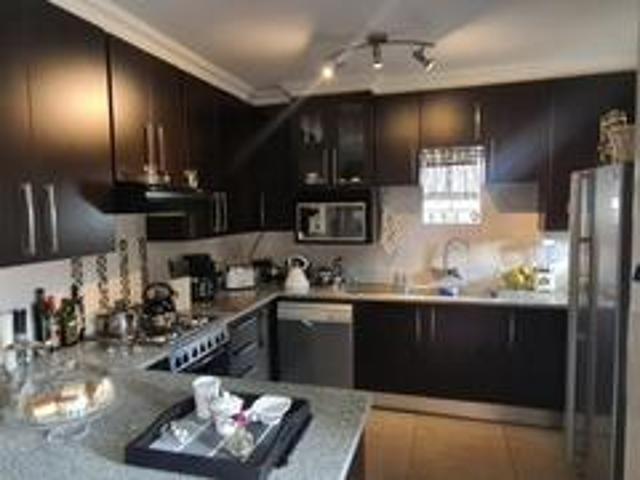 Townhouse for sale in Waterkloof, Gauteng