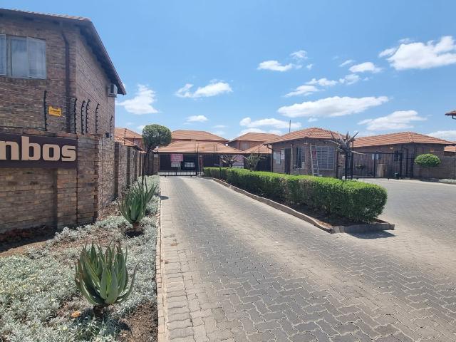 Townhouse for rent in Pretoria East, Pretoria