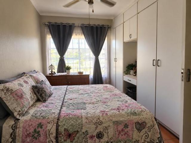 Townhouse for sale in Richards Bay, uMhlathuze Local Municipality