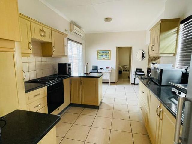 Townhouse for sale in UMhlathuze Municipality, Kwazulu-natal