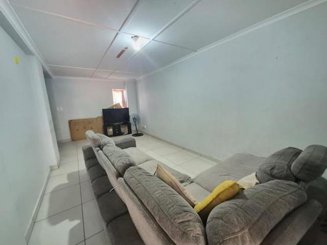 Townhouse for sale in UMhlathuze Municipality, Kwazulu-natal