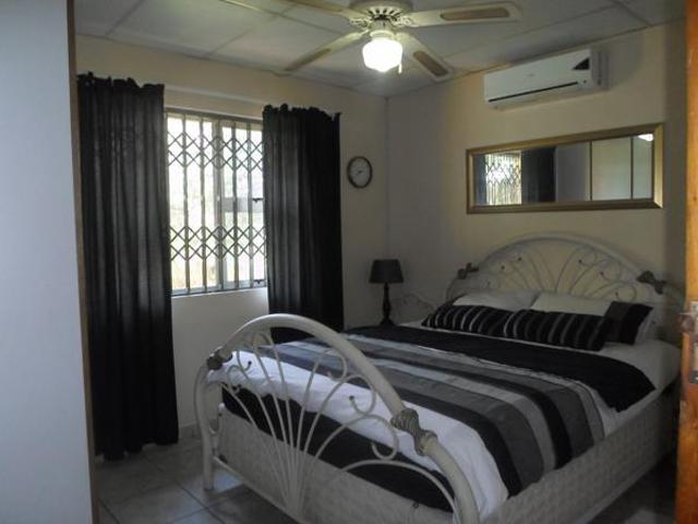 Townhouse for rent in UMhlathuze Municipality, Kwazulu-natal