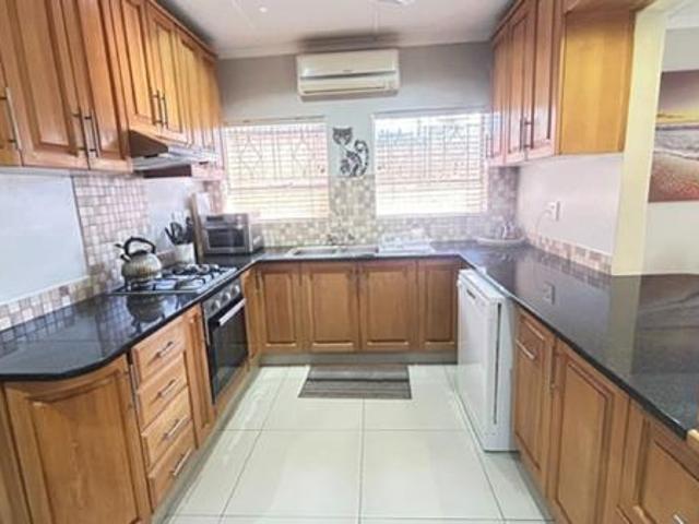 Townhouse for sale in UMhlathuze Municipality, Kwazulu-natal