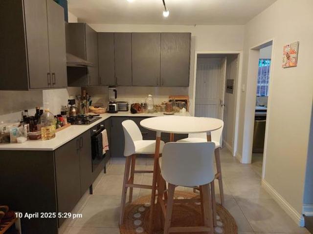 Townhouse for rent in Waterkloof, Gauteng