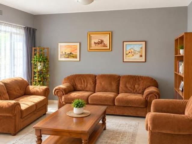 Townhouse for rent in Jansenpark, City of Ekurhuleni Metropolitan Municipality