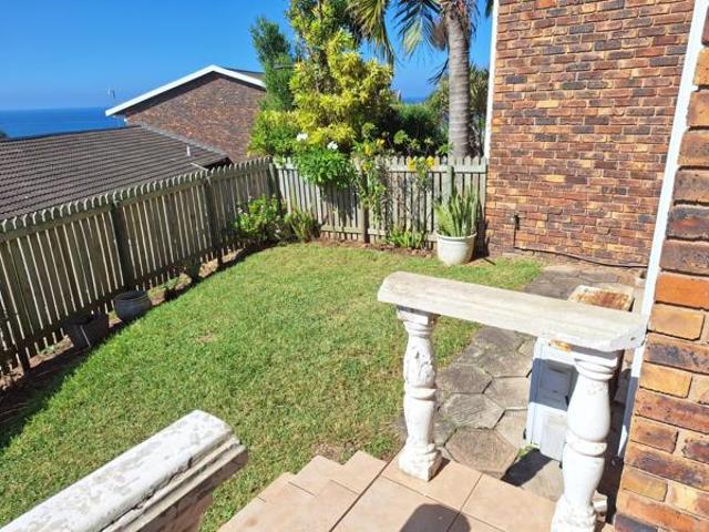 Townhouse for rent in Seaview, Kwazulu-natal