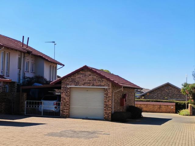 Townhouse for sale in Ekurhuleni, Gauteng