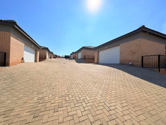 Townhouse for rent in Kwazulu-natal