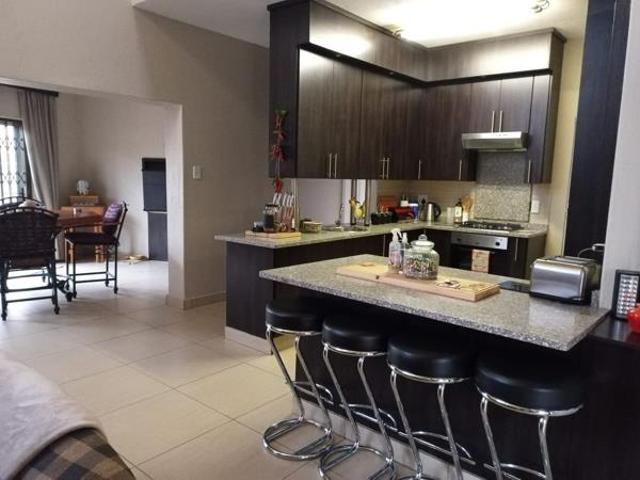 Townhouse for sale in Dr Kenneth Kaunda, North West
