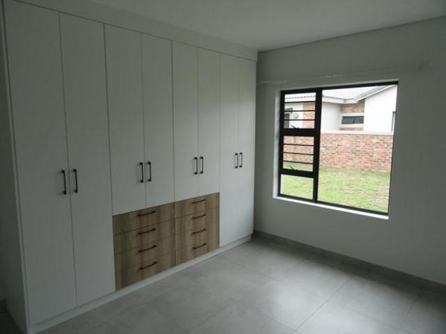 Townhouse for rent in Dr Kenneth Kaunda, North West