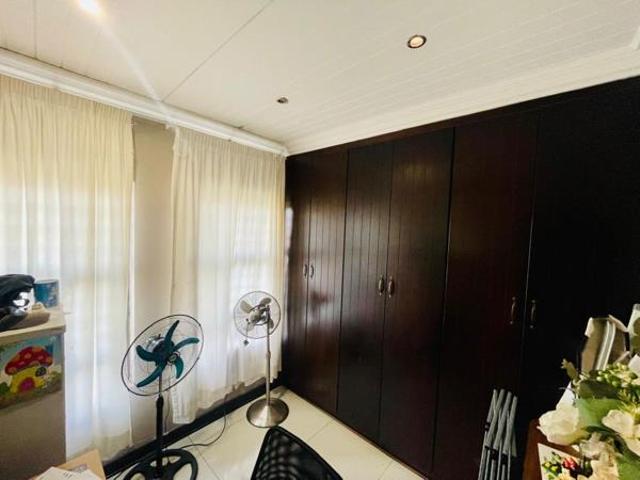 Townhouse for sale in Dr Kenneth Kaunda, North West