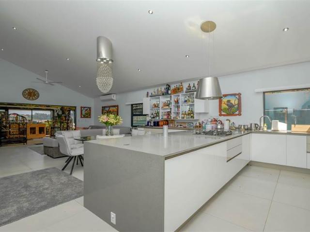 Townhouse for sale in Princess Grant, Kwazulu-natal
