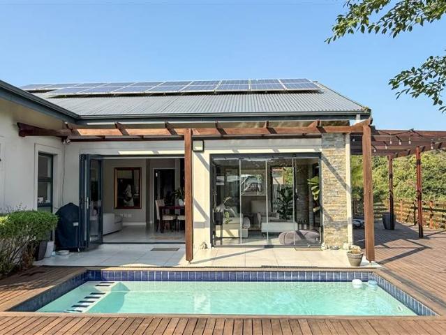 Townhouse for sale in Princess Grant, Kwazulu-natal