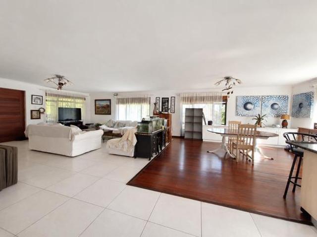 Townhouse for rent in Princess Grant, Kwazulu-natal
