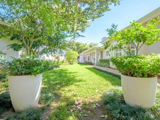 Townhouse for sale in Princess Grant, Kwazulu-natal