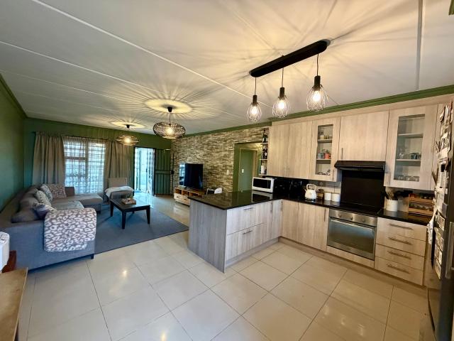 Townhouse for sale in Tembisa, Gauteng