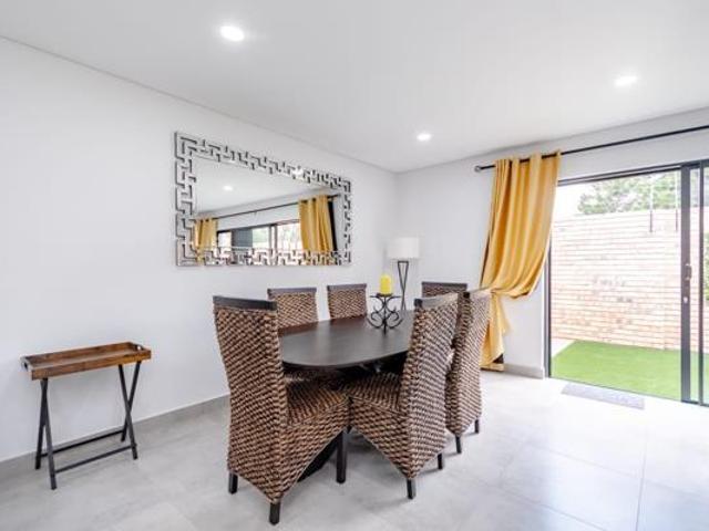 Townhouse for rent in Jansenpark, City of Ekurhuleni Metropolitan Municipality