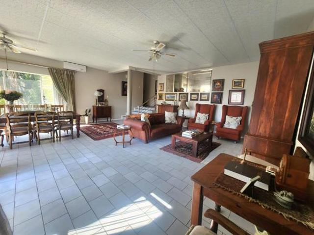 Townhouse for sale in Bloemfontein, Free State