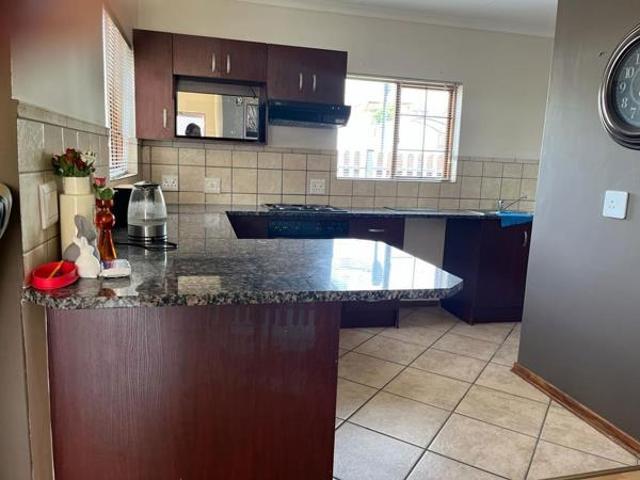 Townhouse for sale in Bloemfontein, Free State