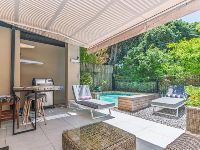 Townhouse for sale in Cape Town, Western Cape