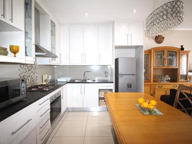 Townhouse for sale in Amatola View, Bhisho