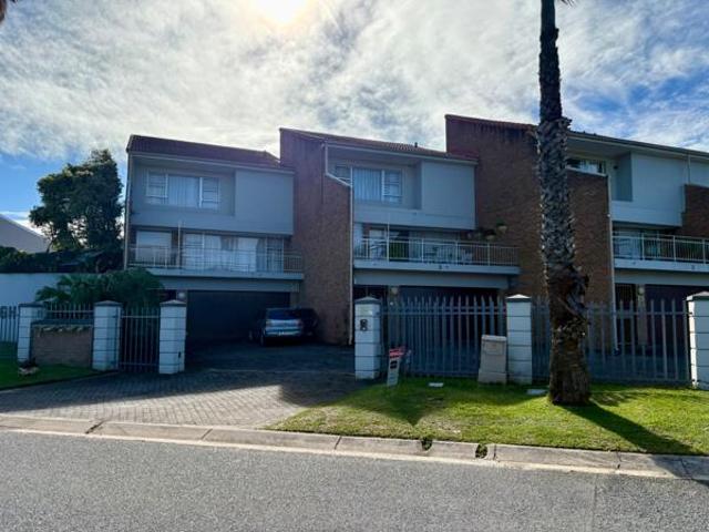 Townhouse for sale in Bisho, Eastern Cape