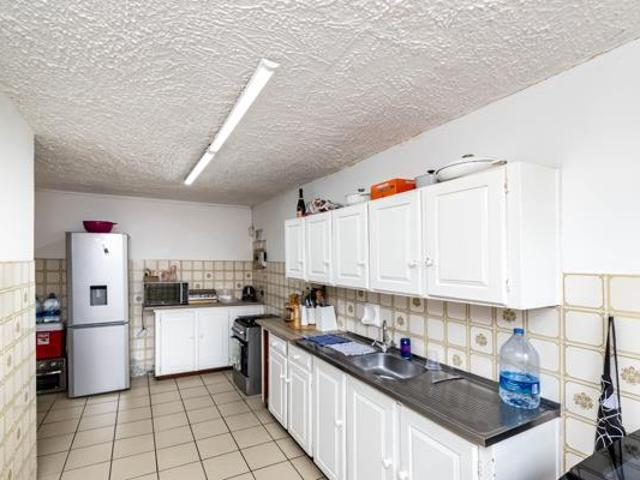 Townhouse for sale in East London, Eastern Cape