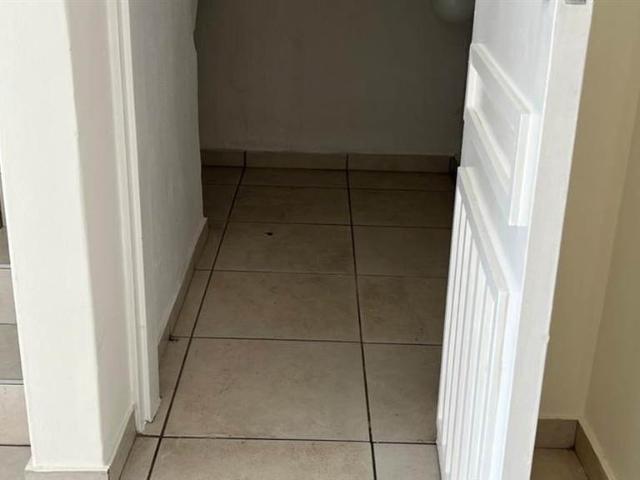 Townhouse for sale in Johannesburg, East