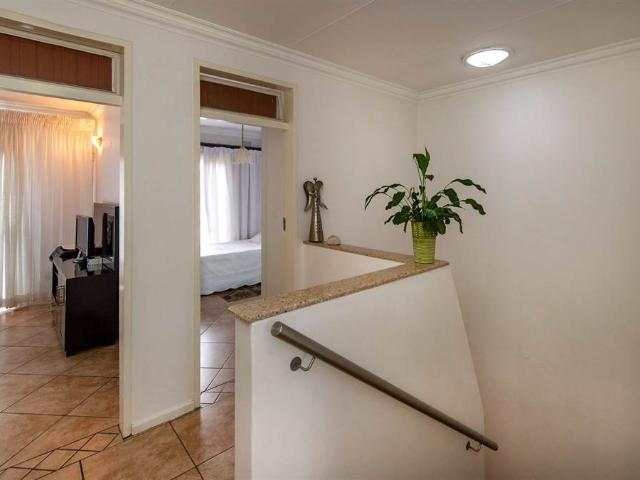 Townhouse for sale in Johannesburg, East