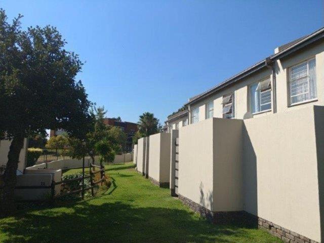 Townhouse for sale in Ekurhuleni, Gauteng