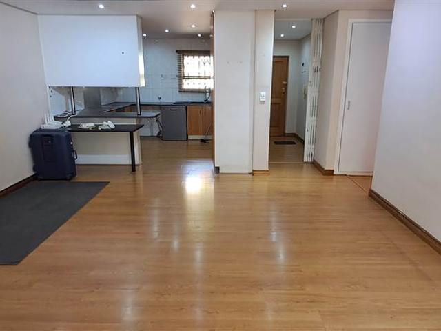Townhouse for sale in Johannesburg, East
