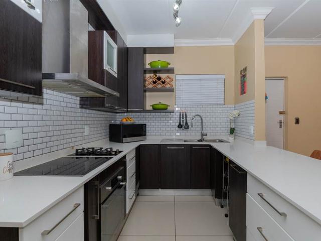 Townhouse for sale in Johannesburg, East Townhouse for sale in Johannesburg, East