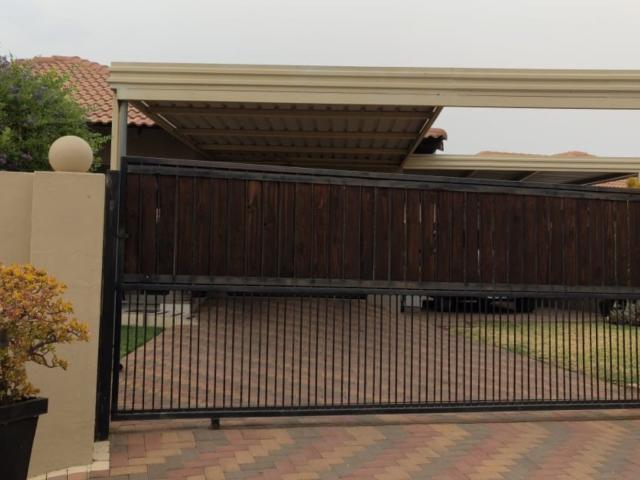 Townhouse for sale in Belabela, Limpopo
