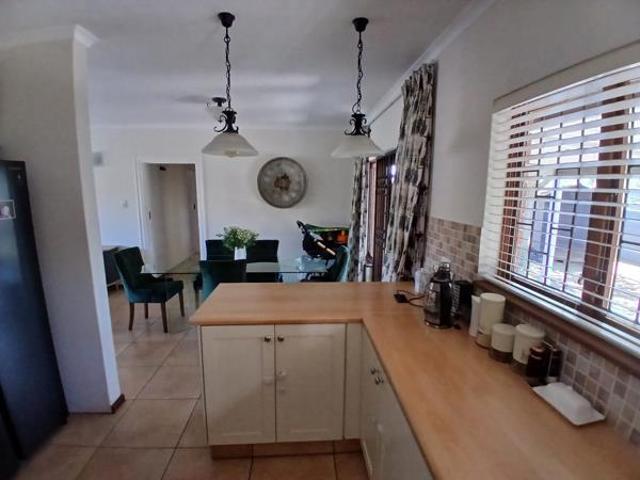 Townhouse for rent in Umgungundlovu, Kwazulu-natal