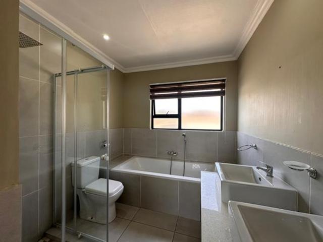 Townhouse for sale in Witbank, Mpumalanga
