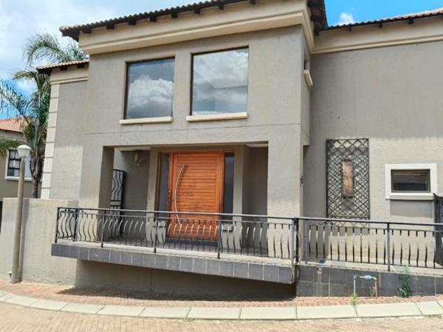 Townhouse for sale in Witbank, Mpumalanga
