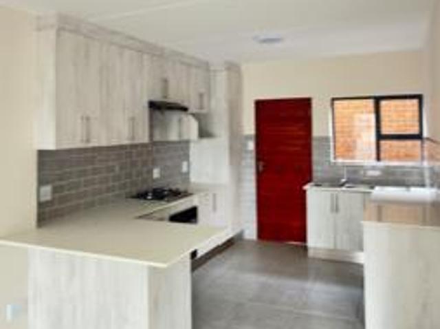 Townhouse for sale in eMalahleni, Emalahleni Local Municipality