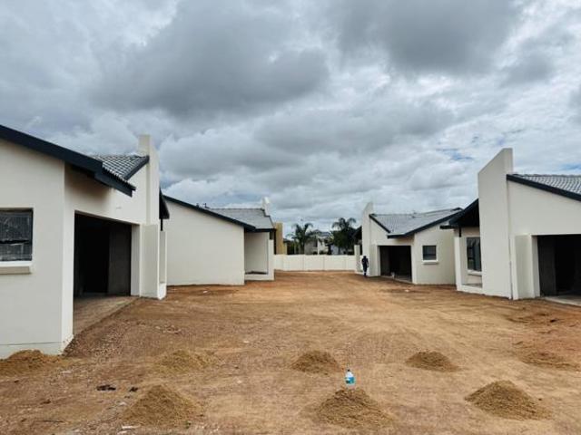 Townhouse for sale in Seshego, Limpopo