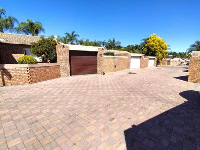 Townhouse for sale in Seshego, Limpopo