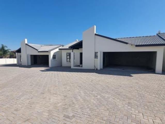 Townhouse for sale in Seshego, Limpopo