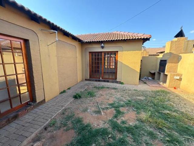 Townhouse for sale in Seshego, Limpopo