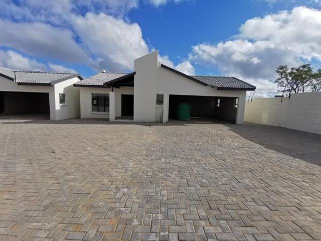 Townhouse for sale in Seshego, Limpopo