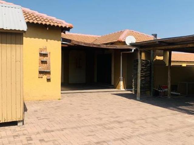 Townhouse for sale in Seshego, Limpopo