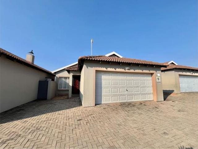 Townhouse for sale in Seshego, Limpopo